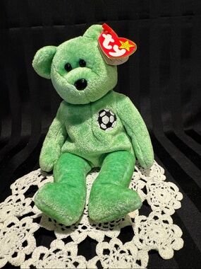 Ty Original Beanie Baby, Kicks a Plush Green Bear with Soccer Emblem